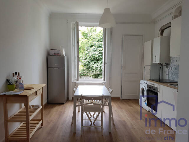 Vente Appartement 2 pièces 47.61 m² Saint-Étienne 42000