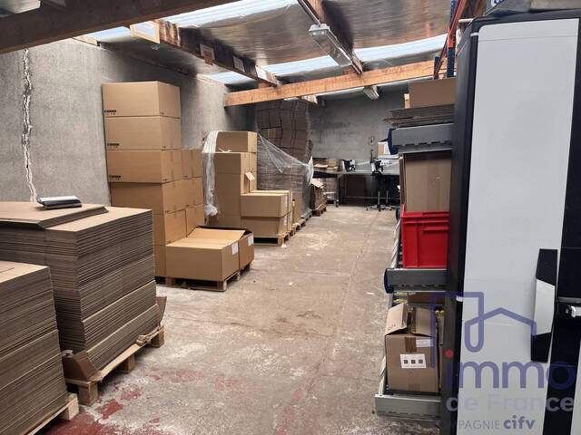 Vente Local industriel 400 m² Le Chambon-Feugerolles 42500