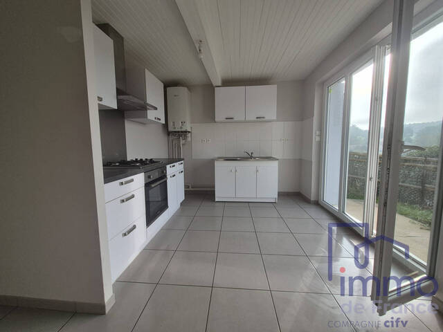 Vente Maison ancienne 6 pièces 100 m² Chambœuf 42330