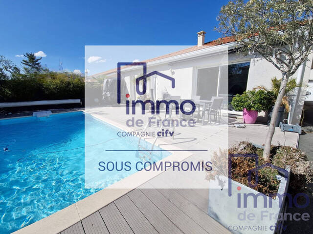 Vente Maison villa 5 pièces 94.95 m² Saint-Cyprien 42160