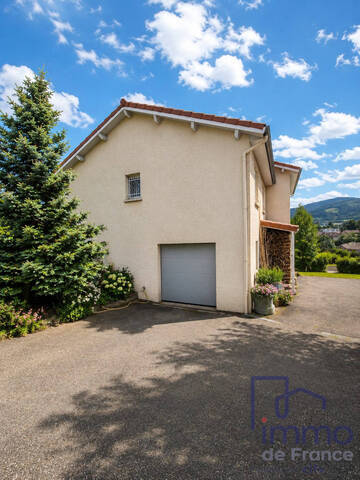 Sale House villa 6 rooms 151 m² Saint-Chamond 42400