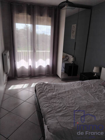 Vente Appartement 5 pièces 77.3 m² Sury-le-Comtal 42450