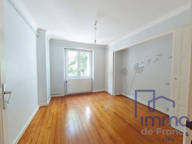 Sale Apartment 4 rooms 87.66 m² Le Puy-en-Velay 43000