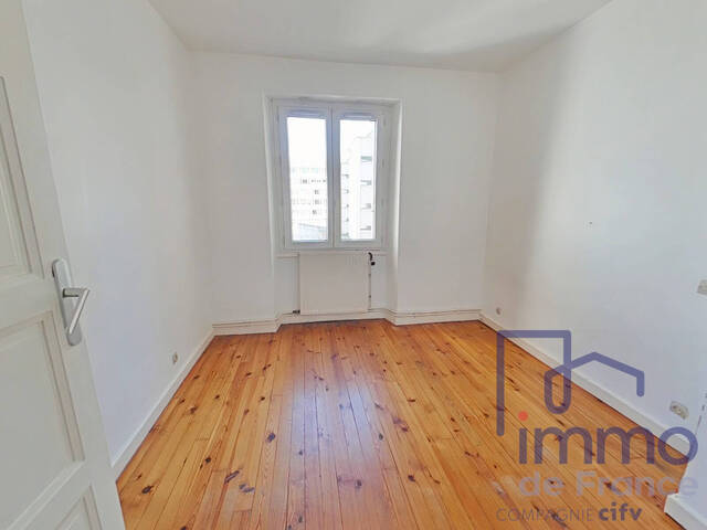 Sale Apartment 4 rooms 87.66 m² Le Puy-en-Velay 43000