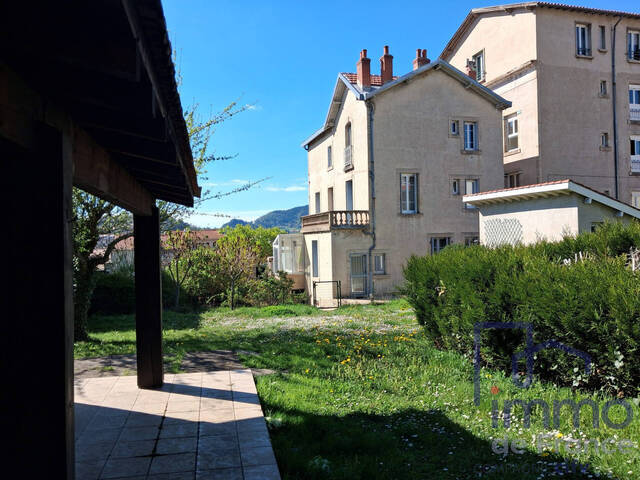 Sale House 8 rooms 187.5 m² Le Puy-en-Velay 43000