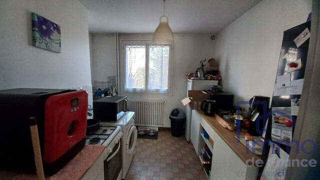 Sale Apartment 3 rooms 64 m² Saint-Étienne 42000