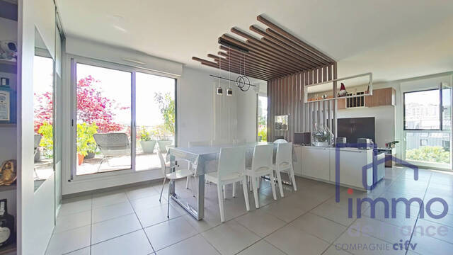 Vente Appartement 4 pièces 90 m² Saint-Étienne 42000