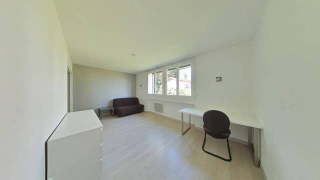 Location Appartement studio 1 pièce 27 m² Saint-Étienne 42000 LA METARE