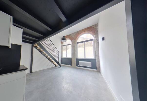 Location Appartement studio 1 pièce 23 m² Saint-Étienne 42000 BADOUILLERE