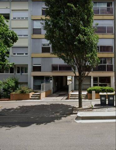 Location Parking Saint-Étienne 42100 BELLEVUE
