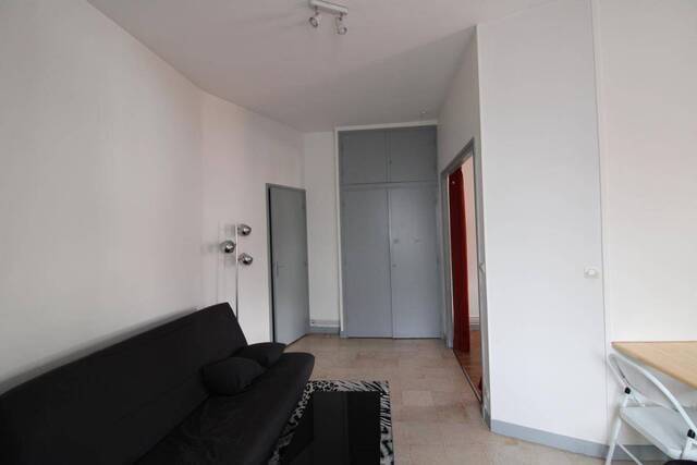 Location Appartement studio 1 pièce 32 m² Le Puy-en-Velay 43000
