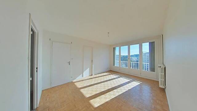 Location Appartement t2 47 m² Saint-Étienne 42100