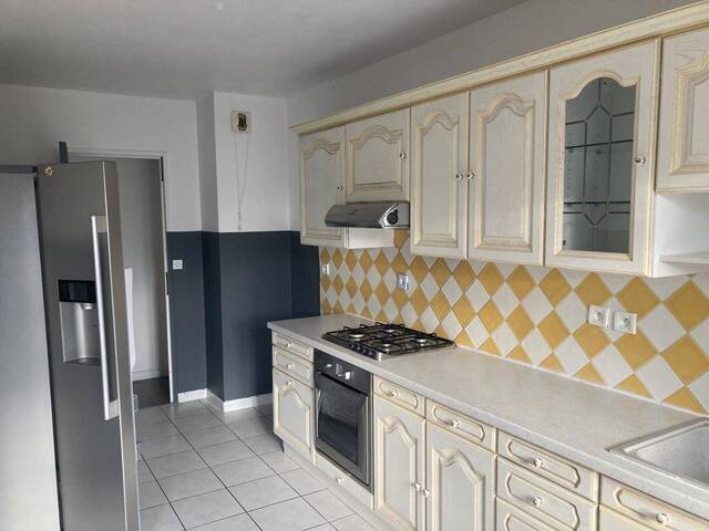 Location Appartement t5 93 m² Saint-Étienne 42100 LA COTONNE