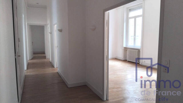 Vente Appartement 4 pièces 123.46 m² Saint-Étienne 42000