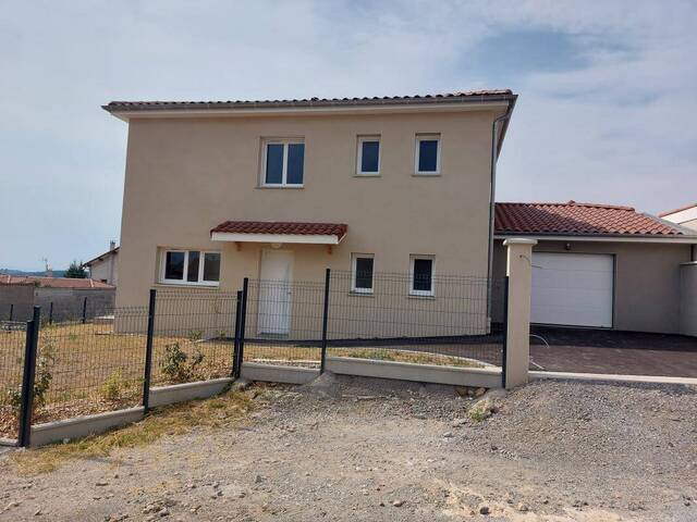 Location Maison récente 5 pièces 126 m² Chazelles-sur-Lyon 42140