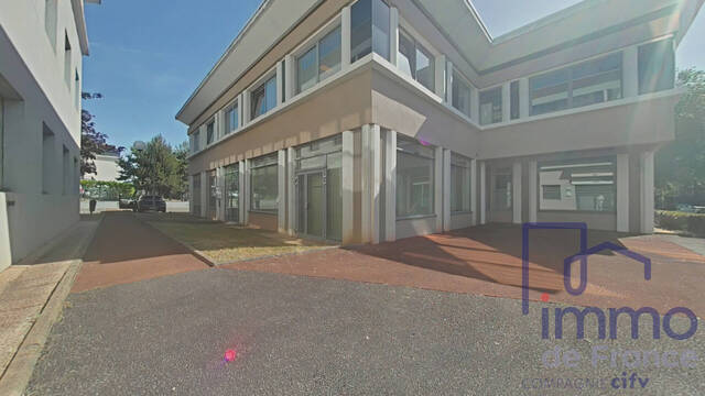 Vente Local commercial 107 m² Saint-Étienne 42000