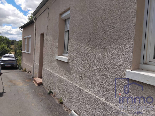 Vente Maison ancienne 3 pièces 68.4 m² Saint-Marcellin-en-Forez 42680