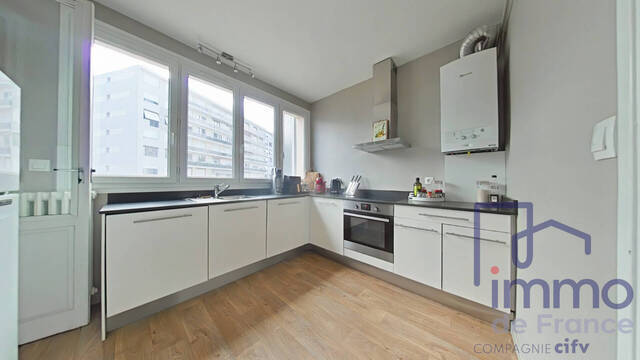 Vente Appartement 2 pièces 67 m² Saint-Étienne 42000