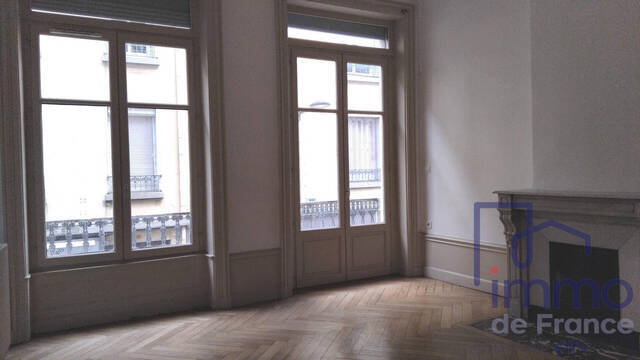 Vente Appartement 4 pièces 92.31 m² Saint-Étienne 42000