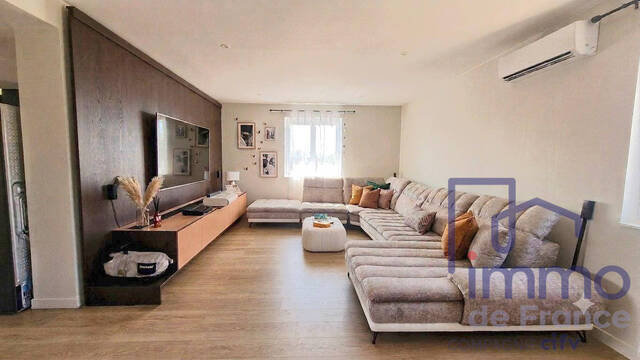 Vente Appartement duplex 5 pièces 112 m² Saint-Just-Saint-Rambert 42170