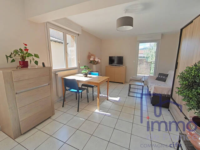 Vente Appartement 2 pièces 53.6 m² Vals-près-le-Puy 43750