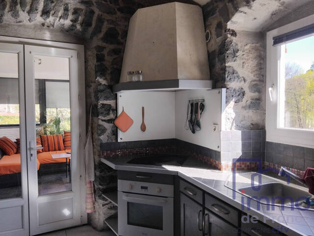 Vente Maison 4 pièces 163 m² Le Puy-en-Velay 43000