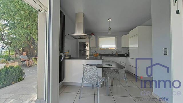 Vente Maison 4 pièces 88 m² Saint-Jean-Bonnefonds 42650