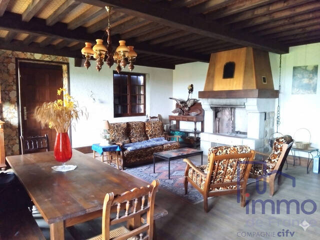 Vente Maison ancienne 4 pièces 150 m² Brives-Charensac 43700