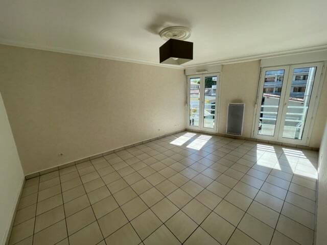 Location Appartement t2 53 m² Saint-Étienne 42000