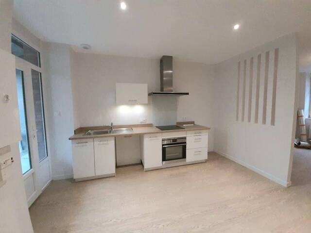 Location Appartement t3 70 m² Chazelles-sur-Lyon 42140