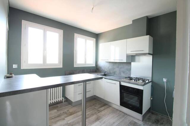 Location Appartement t4 88 m² Le Puy-en-Velay 43000
