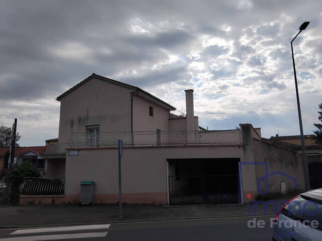 Vente Maison ancienne 4 pièces 110 m² Sury-le-Comtal 42450