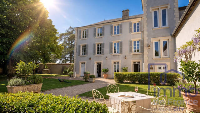 Vente Maison 32 pièces 455.72 m² L'Étrat 42580