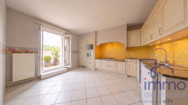 Vente Appartement 5 pièces 110.47 m² Saint-Étienne 42000