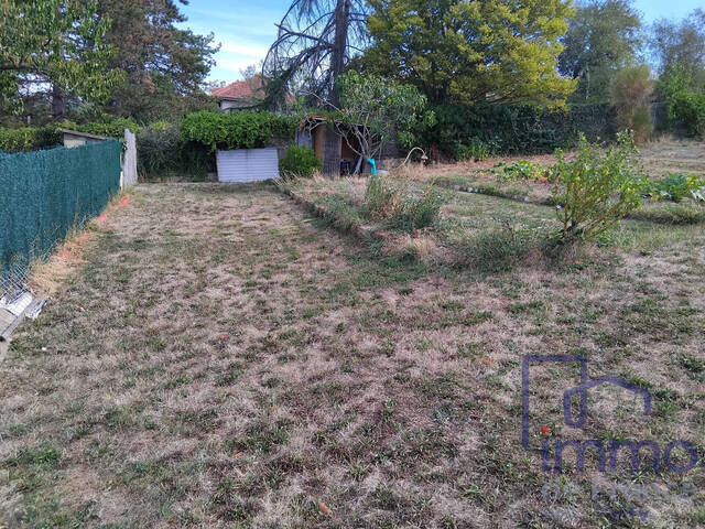 Vente Terrain constructible 899 m² Saint-Galmier 42330
