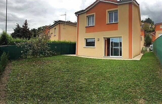 Location Maison individuelle 4 pièces 89 m² Saint-Priest-en-Jarez 42270