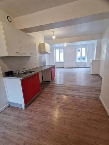 Location Appartement duplex/triplex 3 pièces 70 m² Feurs 42110