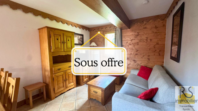 Sale 3 bedroom apartment 45.59 m² Les Carroz d'Arâches 74300 Centre de la station