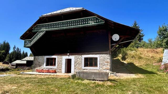 Vente Chalet ferme 4 pièces 72.08 m² Les Carroz d'Arâches 74300 Le Lays