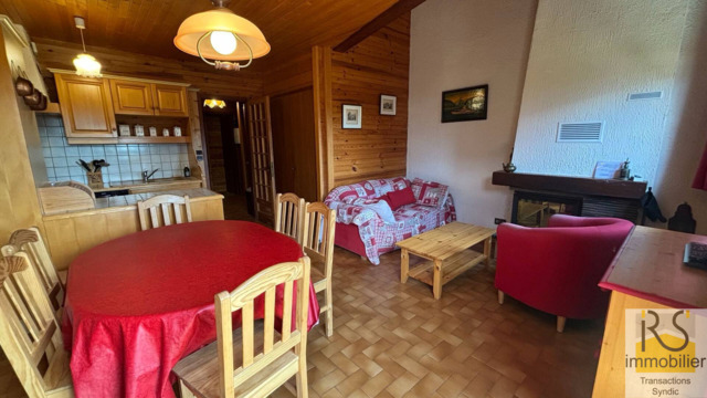 Sale 3 bedroom apartment 76.39 m² Les Carroz d'Arâches 74300