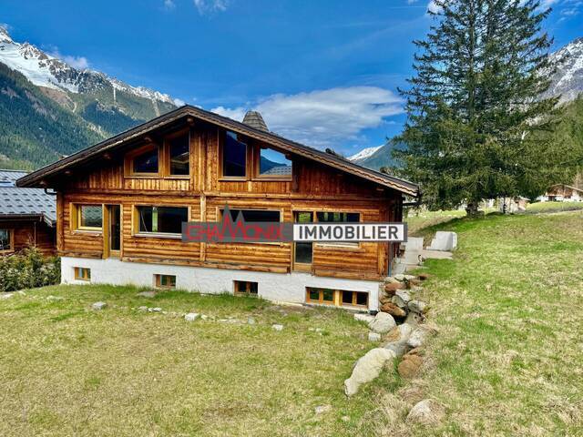 Buy Chalet mitoyen 6 rooms Chamonix-Mont-Blanc 74400