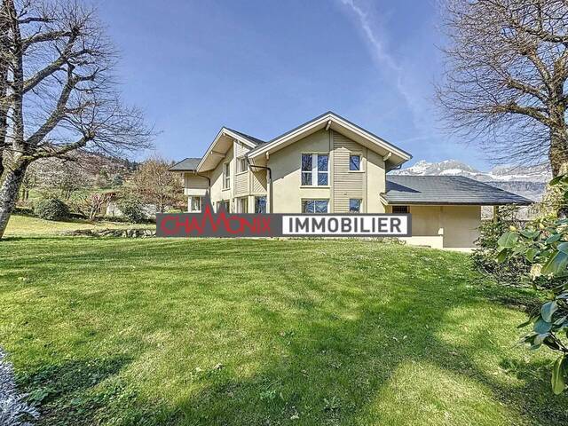 Buy Chalet maison 10 rooms Domancy 74700