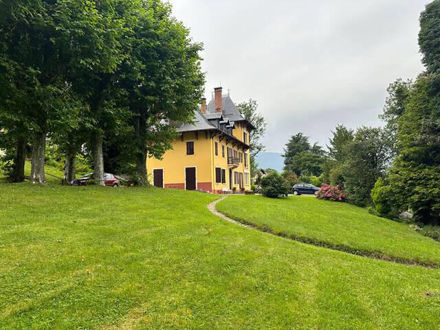 Vente Maison 15 pièces 448 m² Chambéry 73000
