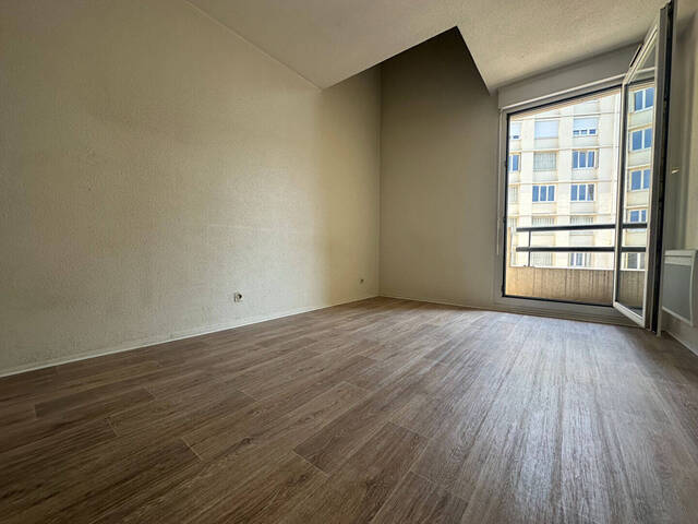 Location Appartement 2 pièces 36.68 m² Chambéry 73000