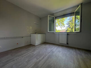 Location Appartement 4 pièces 87.06 m² Chambéry 73000
