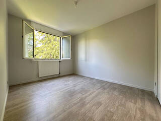 Location Appartement 4 pièces 87.06 m² Chambéry 73000
