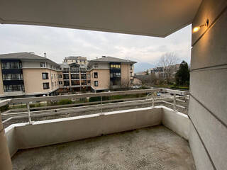 Location professionnel Appartement 2 pièces 32.66 m² Chambéry 73000