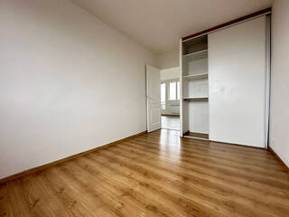 Location professionnel Appartement 3 pièces 63.1 m² Chambéry 73000