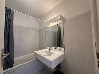 Location professionnel Appartement 2 pièces 38.24 m² Chambéry 73000