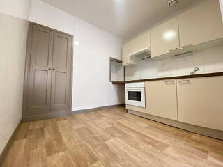 Location professionnel Appartement 2 pièces 54.42 m² Chambéry 73000